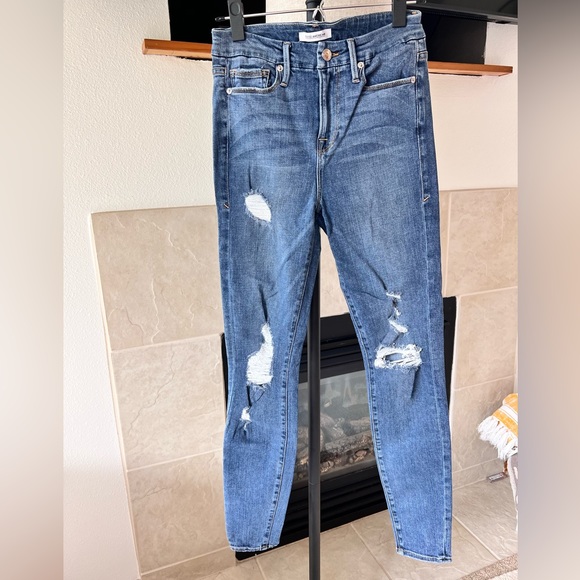 Good American Denim - Good American Skinny Jean. Size 2/26